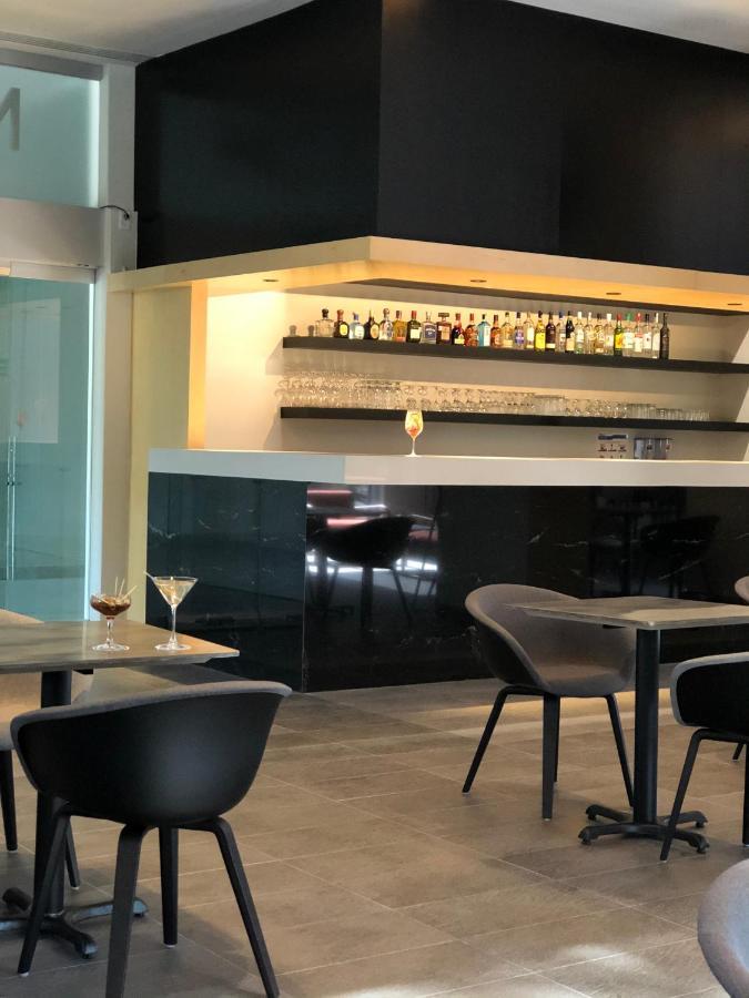 Galeria Plaza San Jeronimo Hotel Kota Meksiko Bagian luar foto The bar at the lounge